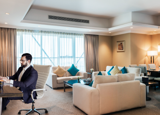 استمتع بالخصوصية والأمان خلال “العمل عن بعد”  مع باقة المكاتب الفندقية في فنادق ومنتجعات جنة