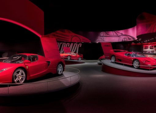 “عالم فيراري أبوظبي” تستضيف معرض “هايبر كارز” الذي يضم نخبة من أجمل طرازات فيراري المحدودة