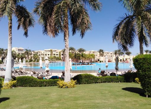 ريكسوس شرم الشيخ يفتتح أبوابه مُجدّداً لاستقبال الضيوف