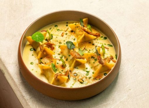 من نجمة ميشلان إلى النكهات العالمية:  “إرث” أبوظبي يعيد تعريف فنون الطهو الفندقي